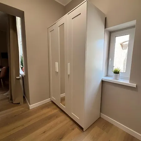 Apartament Aksamitny Zakątek By Libertarent Wałbrzych