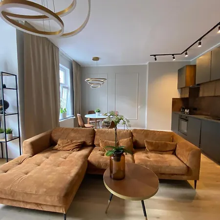 Aksamitny Zakatek By Libertarent Walbrzych