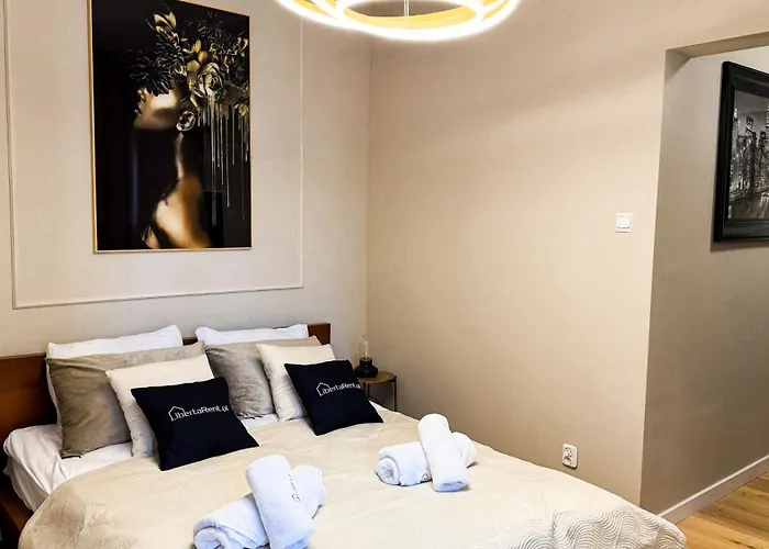 Apartment Aksamitny Zakatek By Libertarent Walbrzych