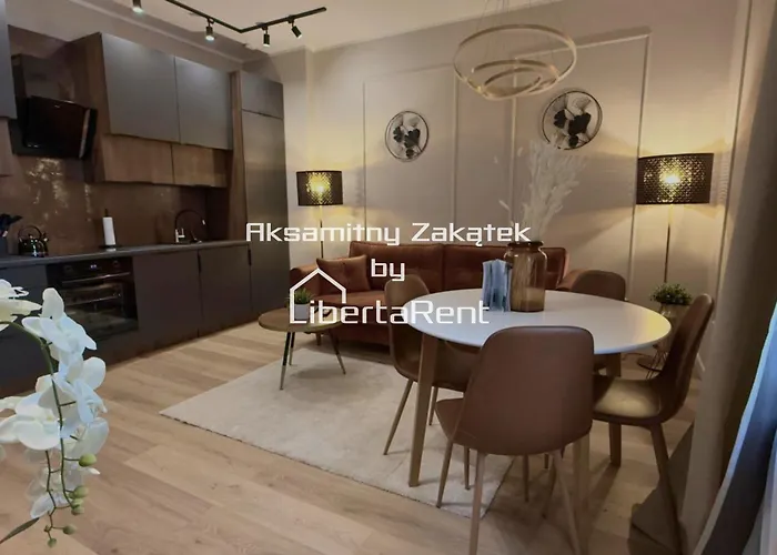 Aksamitny Zakatek By Libertarent Appartamento *