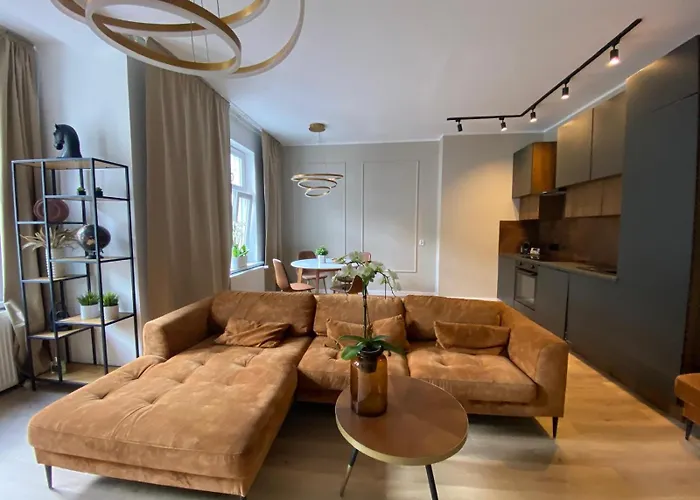 Aksamitny Zakatek By Libertarent Walbrzych