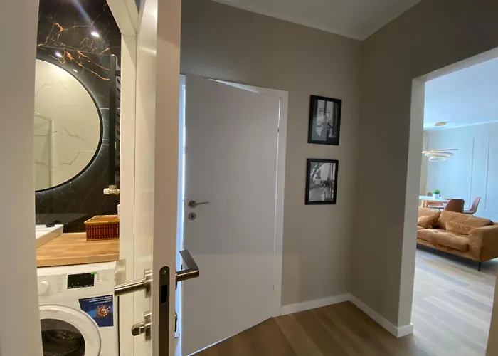 Aksamitny Zakatek By Libertarent *