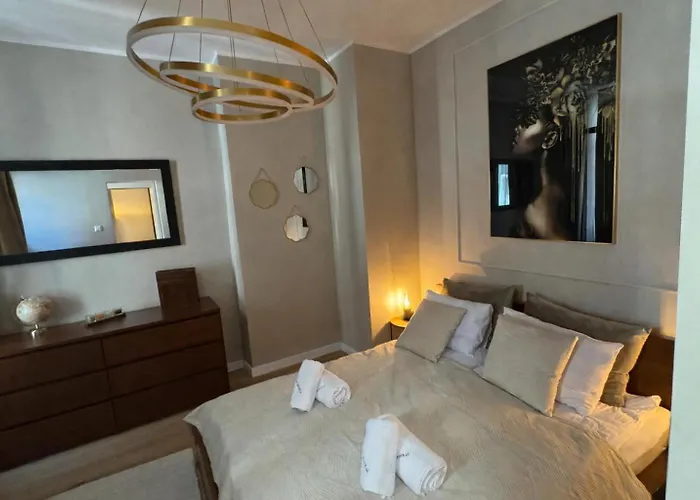 Apartment Aksamitny Zakatek By Libertarent Walbrzych