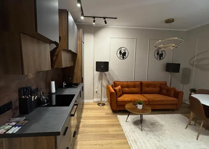 Aksamitny Zakatek By Libertarent